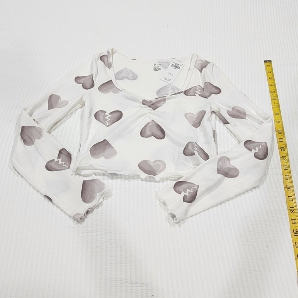 Gilly Hicks Womens XS Broken Heart Print Long Sleeve Sleep Top White Grey New